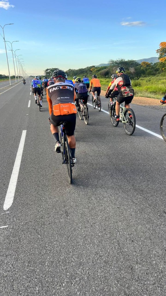 Pelotón de ciclistas